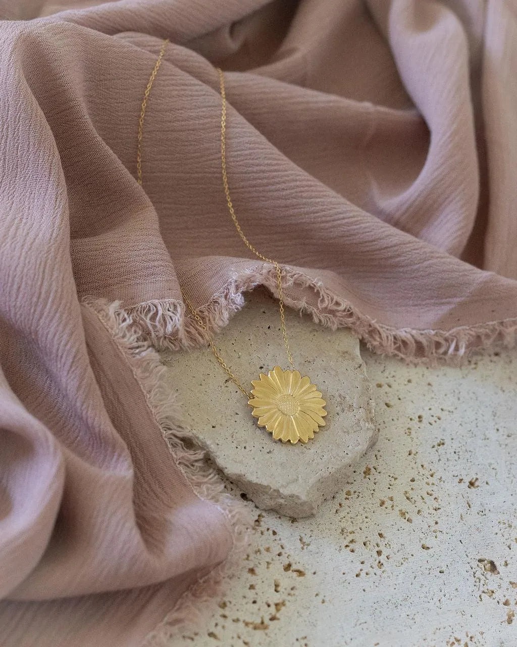 BELINDA CO-Colliers / Necklaces- Bijoux dorés -Les Petites Pampilles