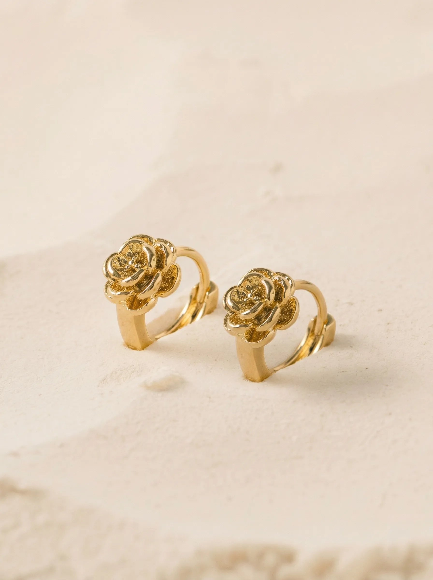 BLOUMEA MINI CREOLES