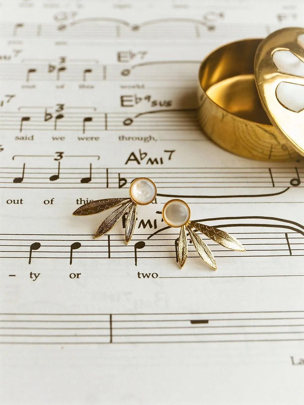 LILIANE BO-BO / Earrings-Les Petites Pampilles