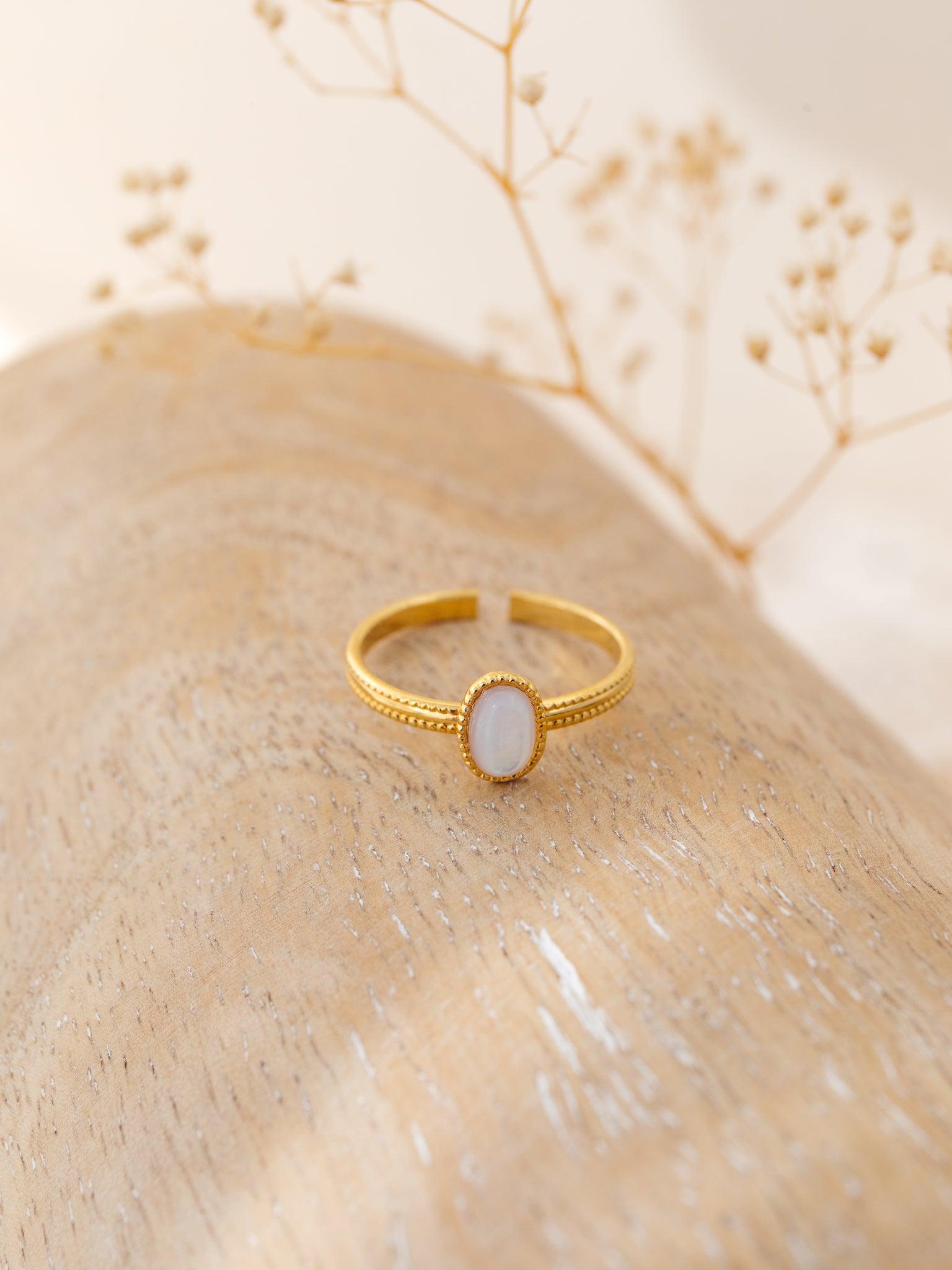 PERRINE BA White Ring Les Petites Pampilles Paris