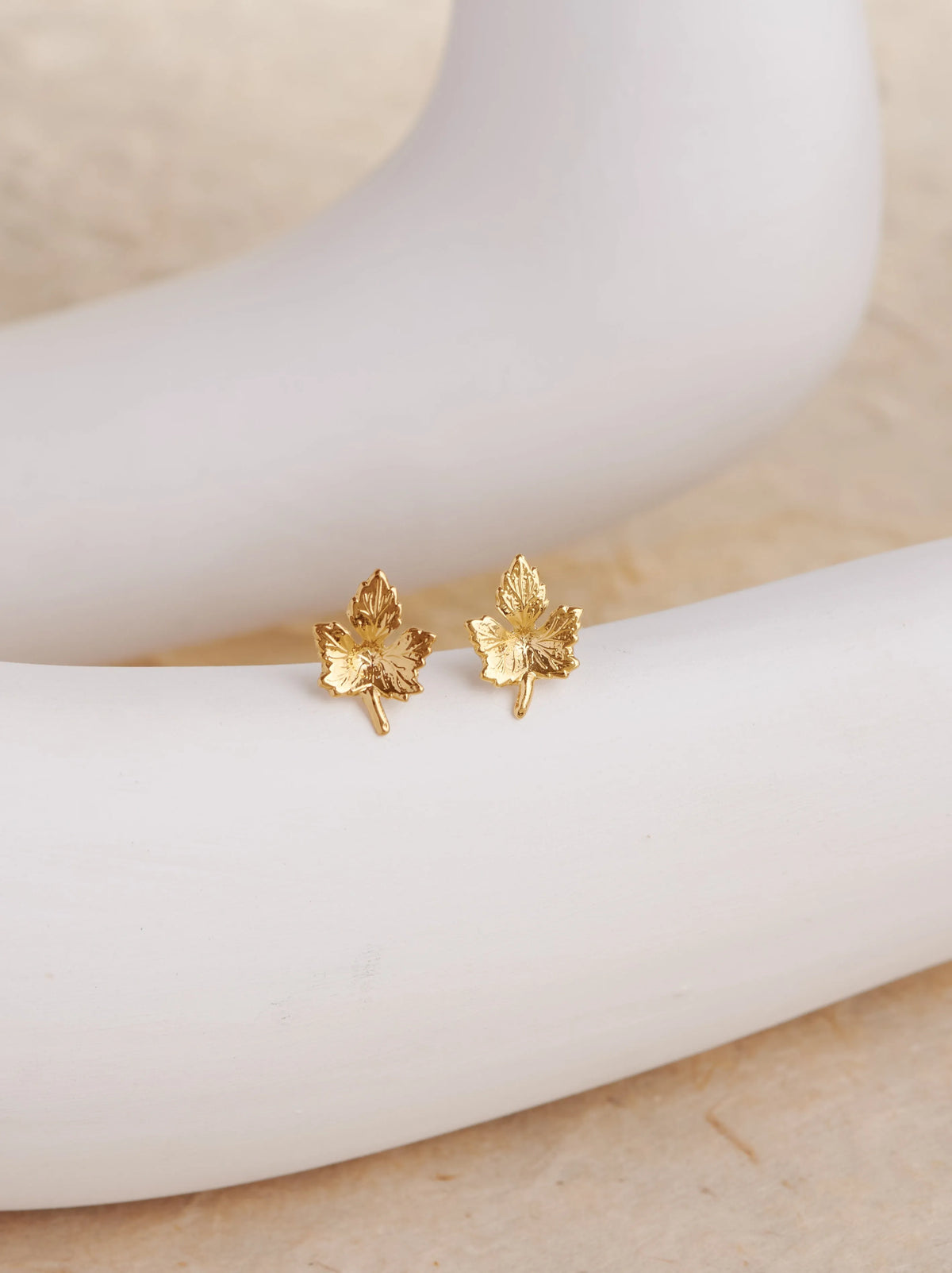 ELISE BO - Golden Earrings | Les Petites Pampilles Paris