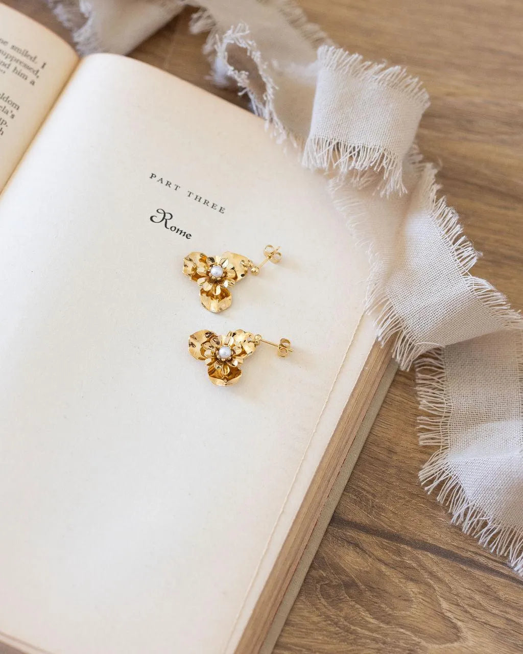 MEREDITH BO-BO / Earrings- Bijoux dorés -Les Petites Pampilles