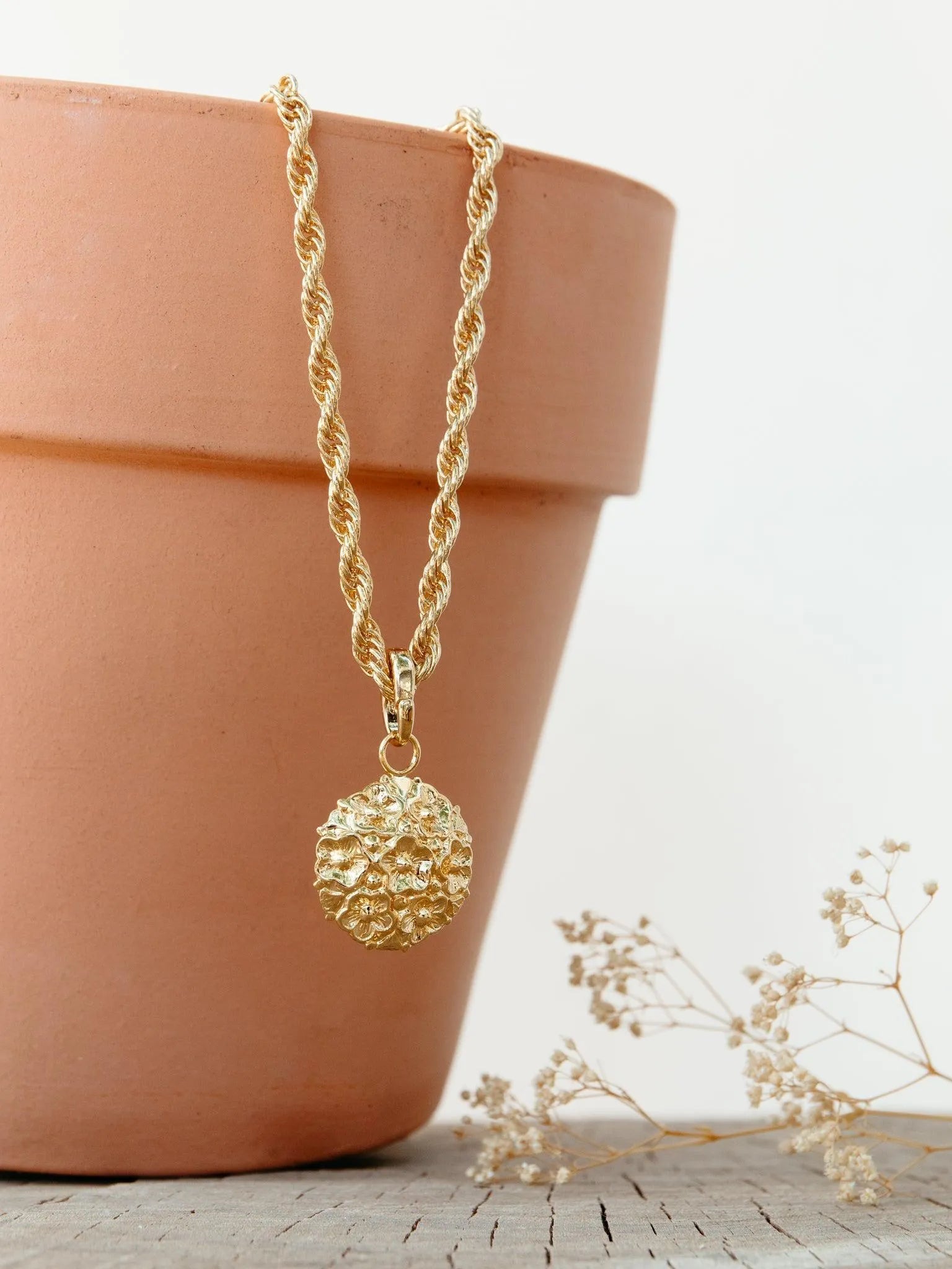 PENDENTIFS CO-Colliers / Necklaces-Les Petites Pampilles