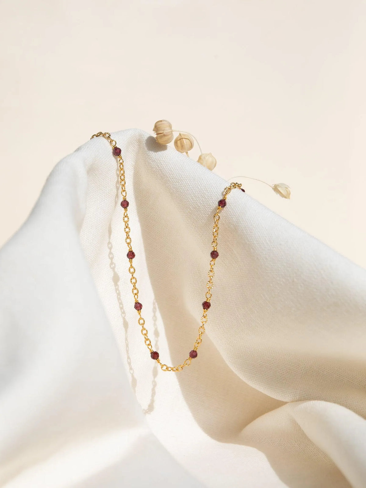 TEDDY CO - Collier Rouge violacé | Les Petites Pampilles Paris